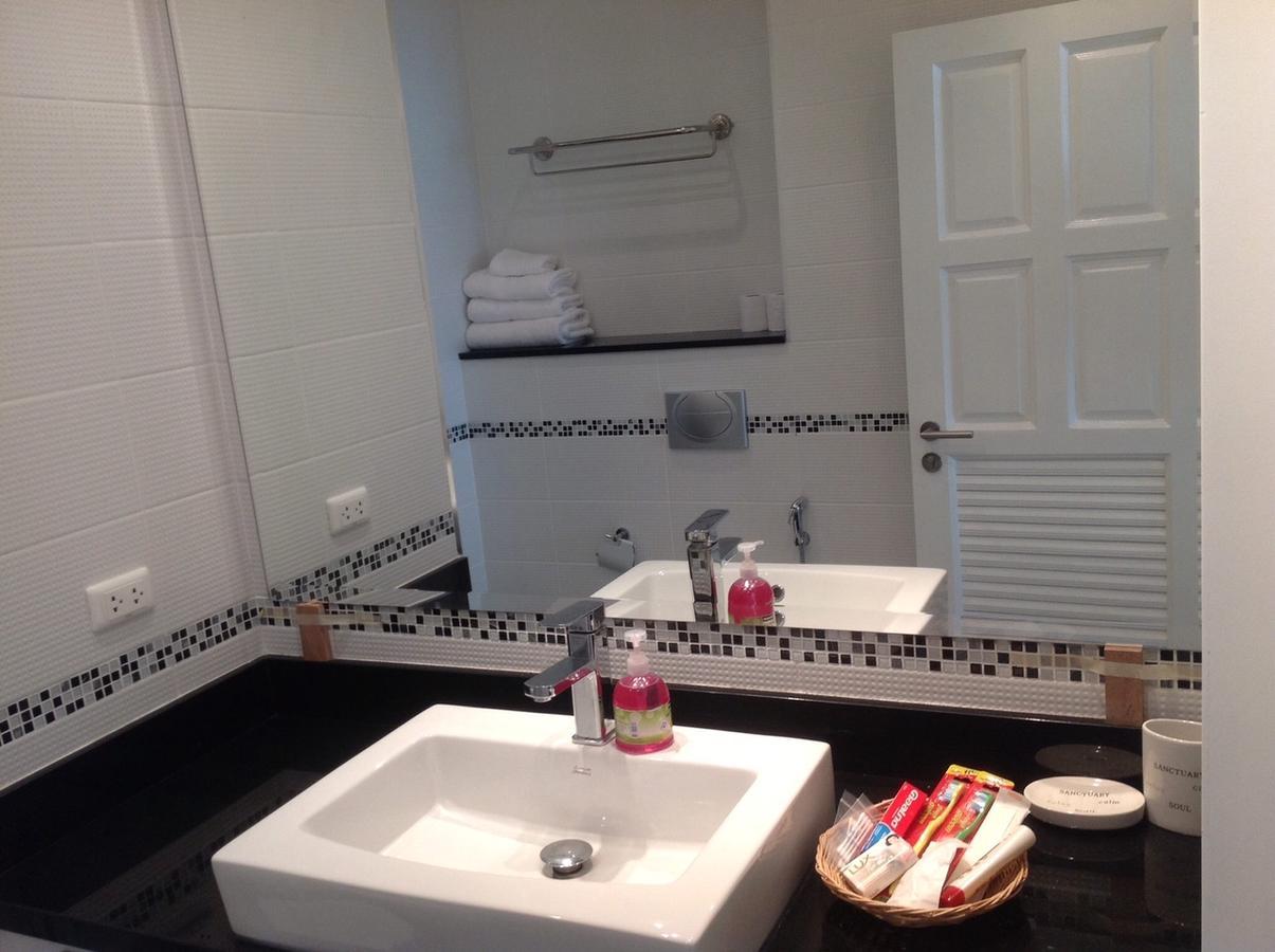 Vtsix Condo Service At View Talay 6 Condo Pattaya Dış mekan fotoğraf